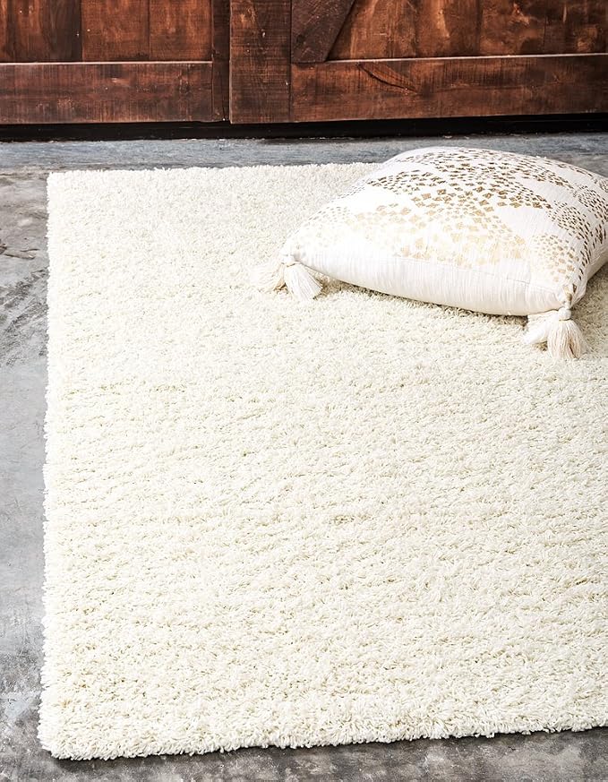 Unique Loom Solid Shag Collection Area Rug (5' 3" x 8' Rectangle Pure Ivory)