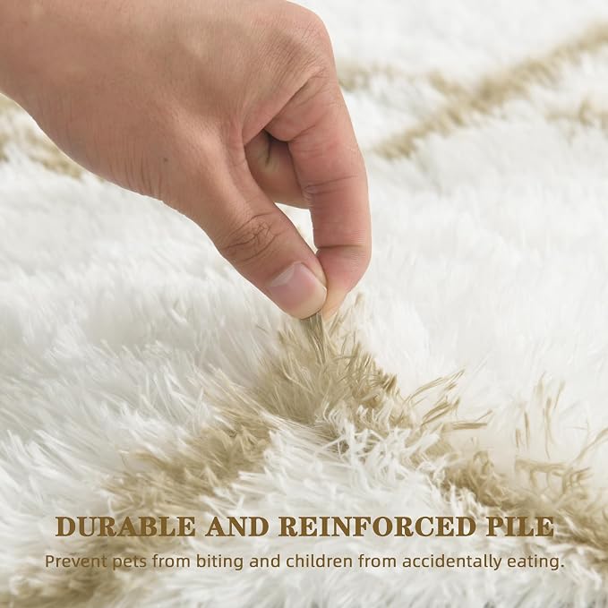 Fluffy Rug for Bedroom, Soft 5x7 White Shag Plush Geometric Area Rugs | Modern White and Beige Rug, Non Slip Carpet for Living Room, Aesthetic Home Decor, Fuzzy Floor Mat for Nursery Teen Dorm