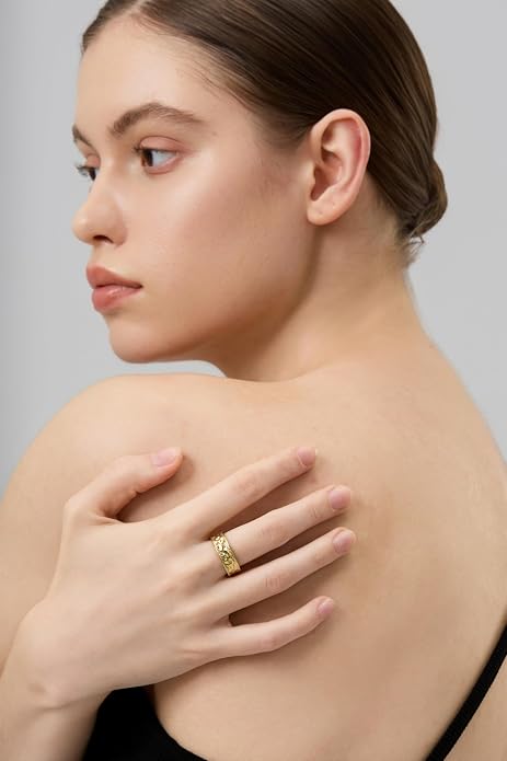 FRUMOS Gold Rings for Women,14K Gold Stacking Rings,Dainty Chunky Bamboo Heart Hammered Two Row Rings for Women Size 6/7/8/9