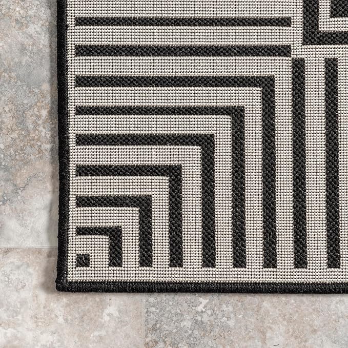 Nuloom Asha Black/Ivory, 5' x 8', Casual, Striped Border, Soft and Cozy, High Traffic, Stain Resistant, Easy Clean, Durable Area Rug for Indoor/Outdoor Patio, Deck, Porch, Garden, Courtyard