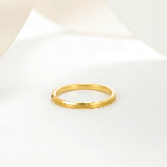 TRUMIUM 2mm 4mm 6mm 8mm 24k Gold Plated Tungsten Rings for Men Women Wedding Bands Matte Finish Beveled Edges Comfort Fit Size 4-13