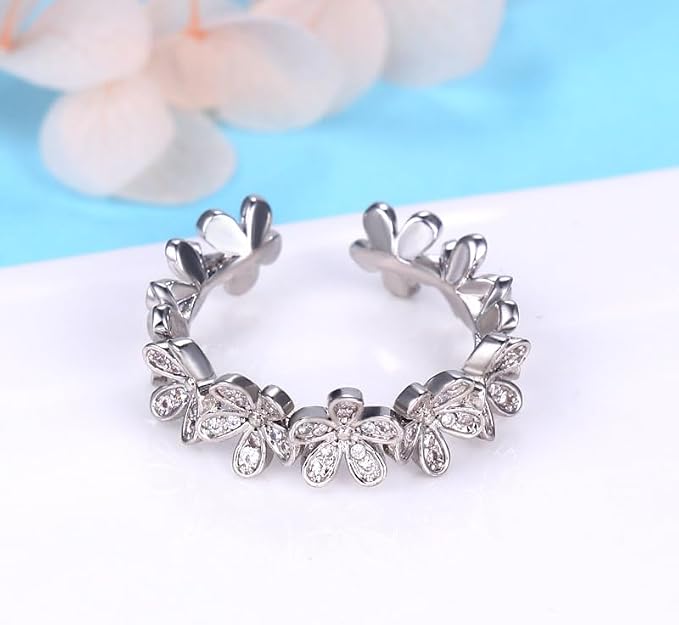 Adjustable Open Dainty Small Daisy Rings Flower Finger Rings for Women Sunflower Stacking Promise Rings Fine Jewelry(Silver