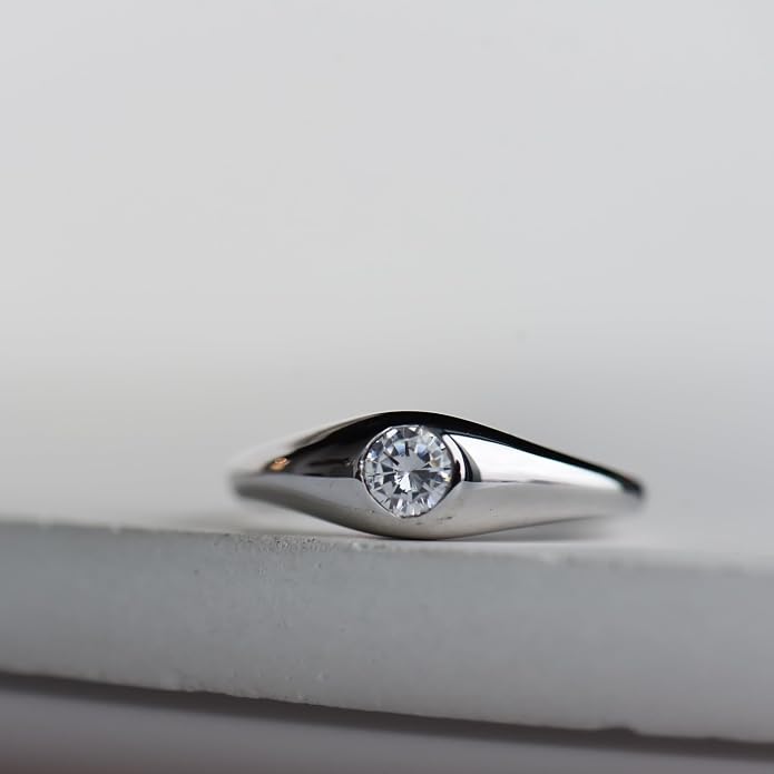 espere 14K Gold Thin Dome Ring for Women | Gold Pinky Ring Minimalist Signet Ring