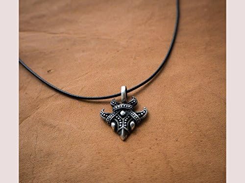 Baldur Jewelry - Viking Raven Crow Bird Necklace - Celtic Norse Odin Bird Raven Hugin Munin Pendant Necklace - Raven Wings Necklace - Raven Jewelry - Raven Skull Pendant - Raven Gifts