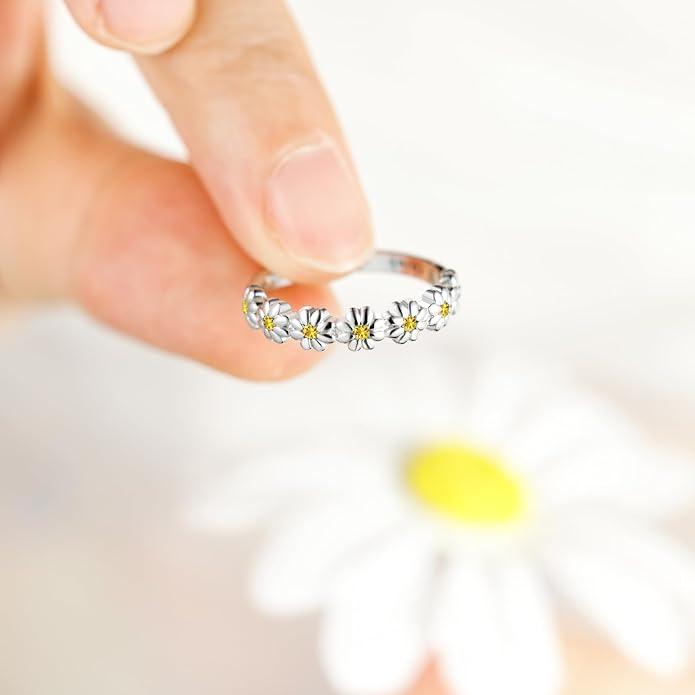 Dainty Daisy Ring for Women, S925 Sterling Silver Cubic Zirconia Sunflower Flower Ring For Daughter, I Think Of You Every Daisy Ring, Birthstone Flower Ring