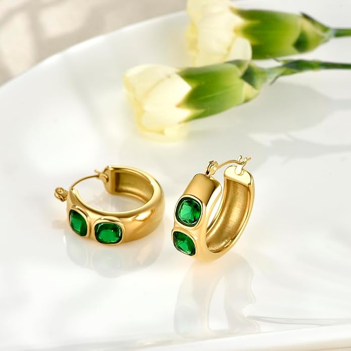 FRUMOS 18K Gold Plated Chunky Hoop Earrings for Women Fashion Thick Gold Hoops Set Jewelry for Birthday Christmas Gifts