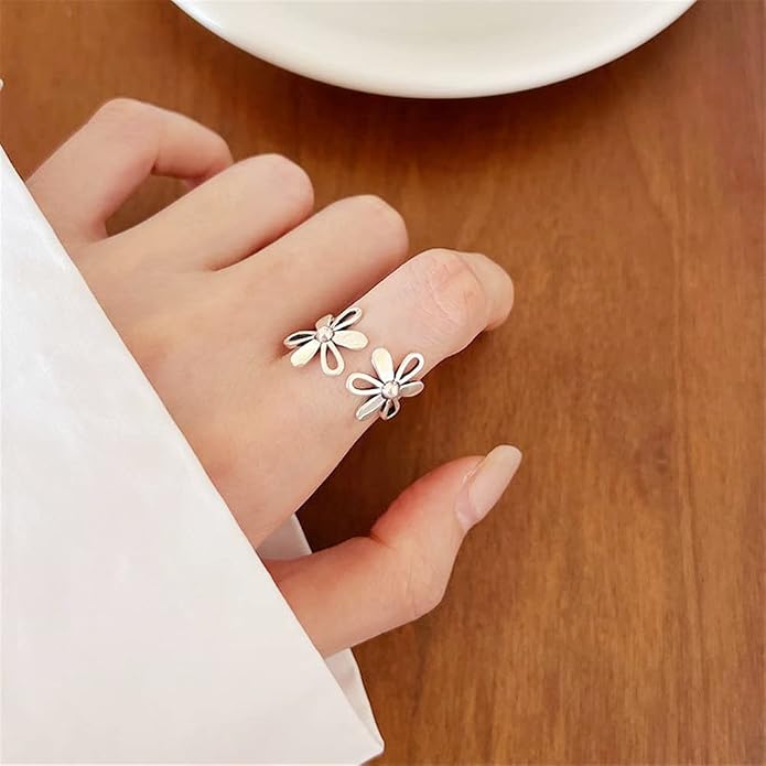 Dtja Daisy Flower 925 Sterling Silver Adjustable Open Ring for Women Girls Hypoallergenic Expandable Wedding Statement Finger Rings Comfort Fit Dainty Engagement Birthday Mother's Jewelry Gift