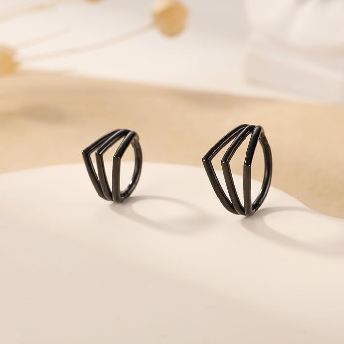 316L Surgical Steel Septum Clicker Ring Nose Ring Hoop Sleeper Hoop Earring Helix Rook Conch Cartilage Daith Tragus Earrings Lobe Nose Piercing Jewelry for Women