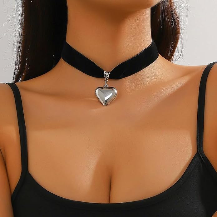 Puffy Heart Necklace for Women Crystal Heart Chunky Necklace Pendant Black Velvet Choker Necklace Christmas Jewelry Gift