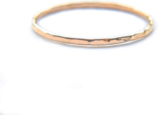 Ellie J Maui Hammered Ring, 1mm Thin Stacking Rings, Minimalist Rings for Women, 14K Gold Filled Rings for Teen Girls Midi Knuckle Pinky Finger Jewerly (Size 3-11)