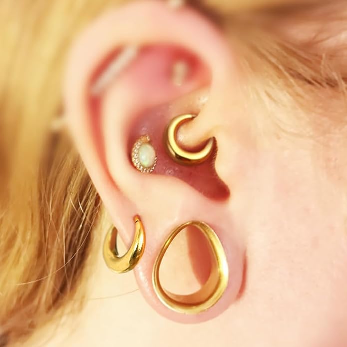 MOQIKAKA16G 8mm Septum Rings - Stainless Steel Segment Nose Rings for Women Men - Hinged Segment Nose Helix Cartilage Clicker Hoop Earrings for Daith Rook Tragus Piercing