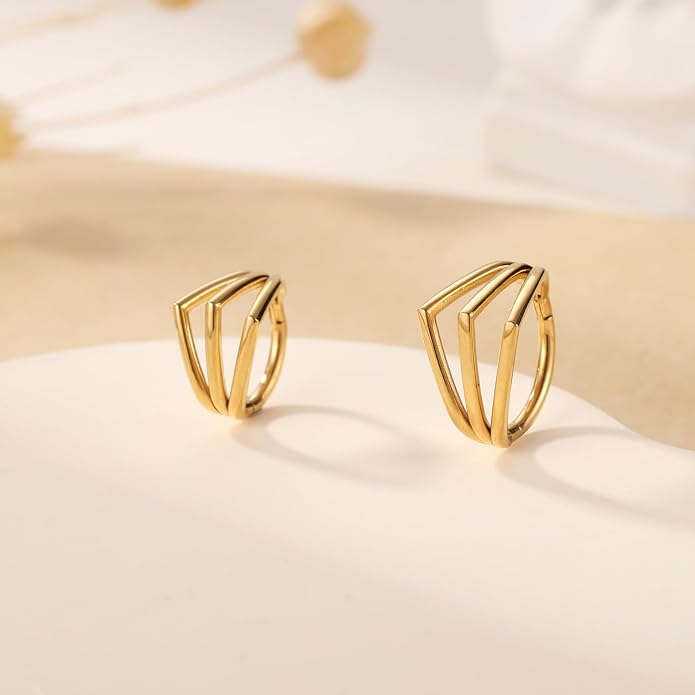 316L Surgical Steel Septum Clicker Ring Nose Ring Hoop Sleeper Hoop Earring Helix Rook Conch Cartilage Daith Tragus Earrings Lobe Nose Piercing Jewelry for Women