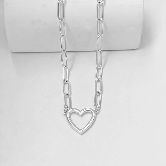 Airmb Cute Heart Necklace for Women Gold/Silver Plated Heart Pendant Choker Necklaces Tendy Love Heart Chain Necklace Dainty Gold/Silver Necklace Jewelry Gifts for Women