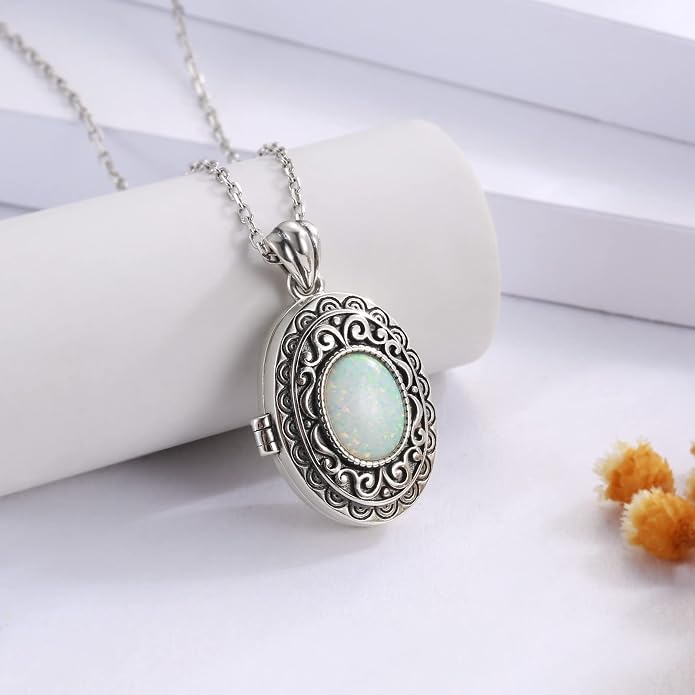 MANBU Sterling Silver Locket Necklace for Women Oval-Shaped Locket Pendant Holds Pictures Always with You Vintage Style Photos Locket Jewelry Gifts for Loved One