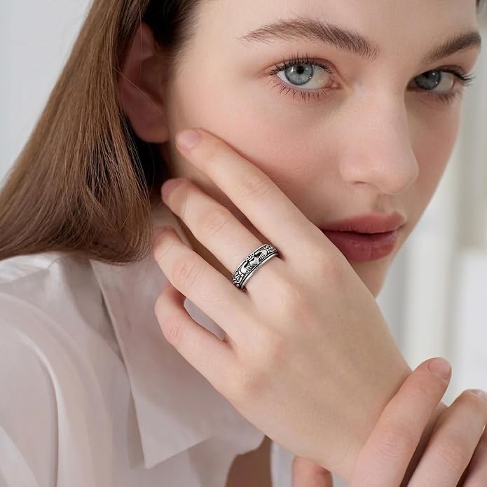 Claddagh Fidget Spinner Rings 18k White Gold Plated Celtic Knot Anxiety Ring Eternity Love Irish Claddagh Jewelry Gifts for Women Men Mom Wife (Size 7-10)