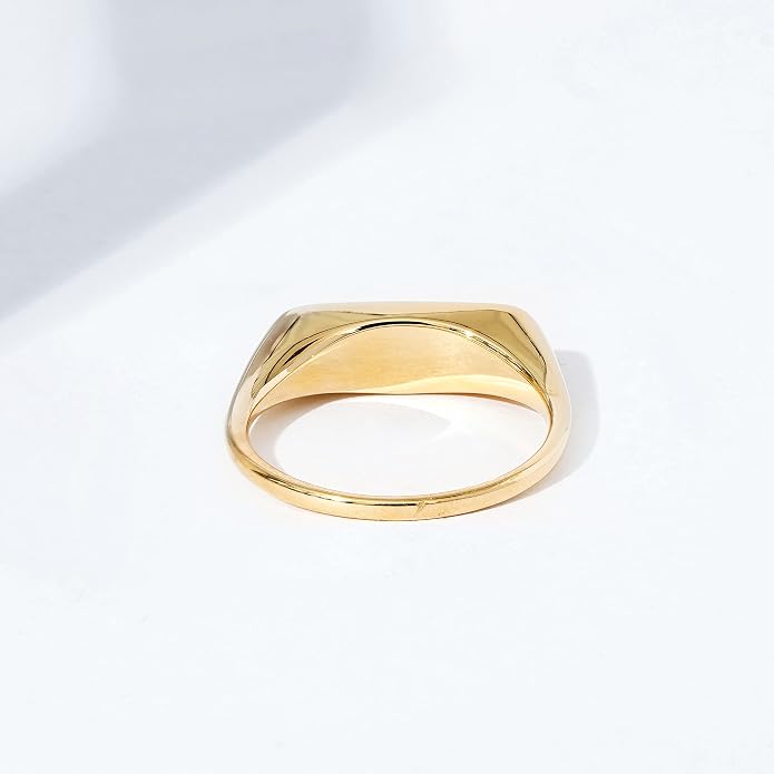 Amazon Essentials 14K Plated Sterling Silver Round Signet Ring