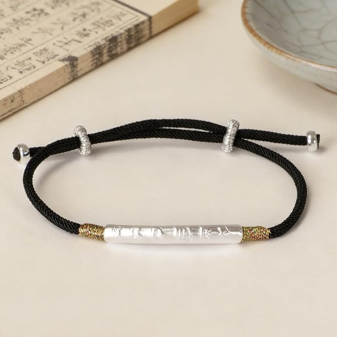Om Mani Padme Hum Bracelet, Handmade Tibetan Buddhist Mala Bracelet with Six True Words Mantra for Protection, Good Luck & Positive Karma, Adjustable Red or Black String Bracelet for Women & Men