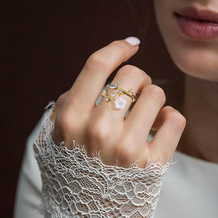 Gold Birthstone Rings for Women Non Tarnish Fashion Stackable Dainty 14KGold PlatedSilver/Rose Adjustable Emerald Green Ring Cubic Zirconia Gemstone Cute Pearl Shell Flower Promise Ring Engagement Birthday Gifts