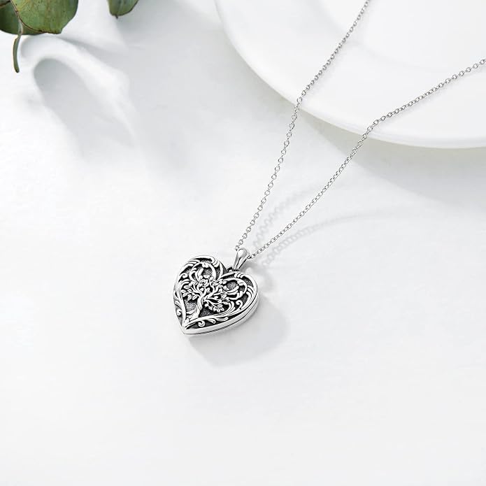 SOULMEET Personalized Silver Locket Necklace That Holds Pictures Photo Keep Someone Near to You, Memorial Custom Lockets Necklaces Letters Engraving for His Her