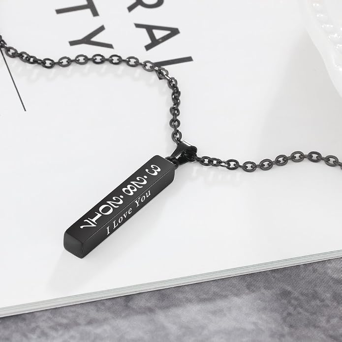 Love Jewelry Personalized Couple Stainless Steel Necklace Engraved Initial Name Vertical Bar Necklace Birthday Gift