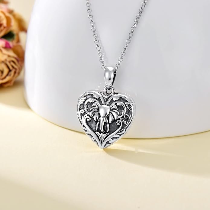 SOULMEET Personalized Silver Locket Necklace That Holds Pictures Photo Keep Someone Near to You, Memorial Custom Lockets Necklaces Letters Engraving for His Her