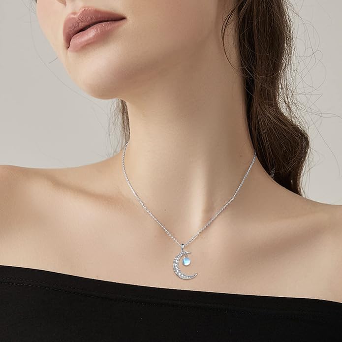 YAFEINI Moonstone Moon Necklace Sterling Silver Crescent Moon Pendant Necklace Jewelry Gifts for Women Teen Girls