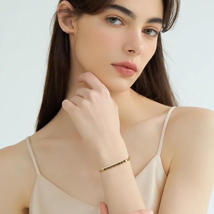 Dont Let The Hard Days Win Bracelet - Gold Hard Day Motivational Bangle Stainless Steel Engraved Words, Inspirational Chain Jewelry Gifts for Women Friend