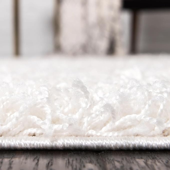 Unique Loom Solid Shag Collection Area Rug (8' Octagon, Snow White)
