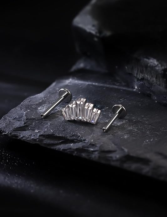 16G Astm F136 Titanium Internal Thread Flat Back Earrings Nose Studs Tragus Forward Helix Conch Cartilage Lobe Earrings Stud Medusa Labret Monroe Lip Ring Piercing Jewelry For Women Men