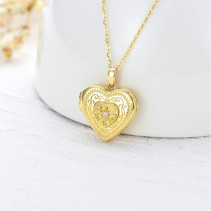 SOULMEET Personalized Silver Locket Necklace That Holds Pictures Photo Keep Someone Near to You, Memorial Custom Lockets Necklaces Letters Engraving for His Her