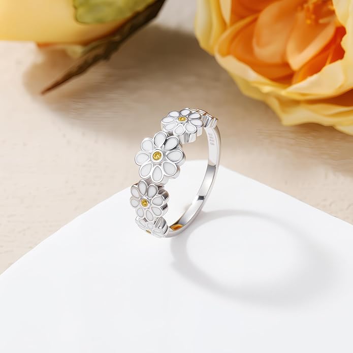 Daisy Rings for Women,925 Sterling Silver Daisy Flower Ring,Sunflower Stacking Statement Band Jewelry Gifts for Graduation Birthday