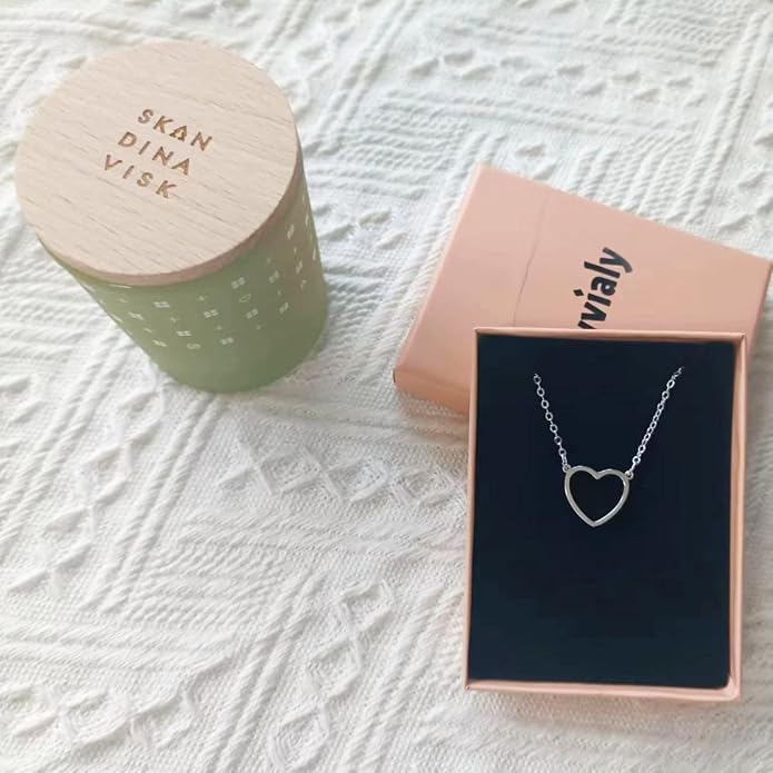 Cute Gold Heart Necklace - 14k Gold Plated Minimalist Heart Pendant Choker - Trendy Women's Jewelry