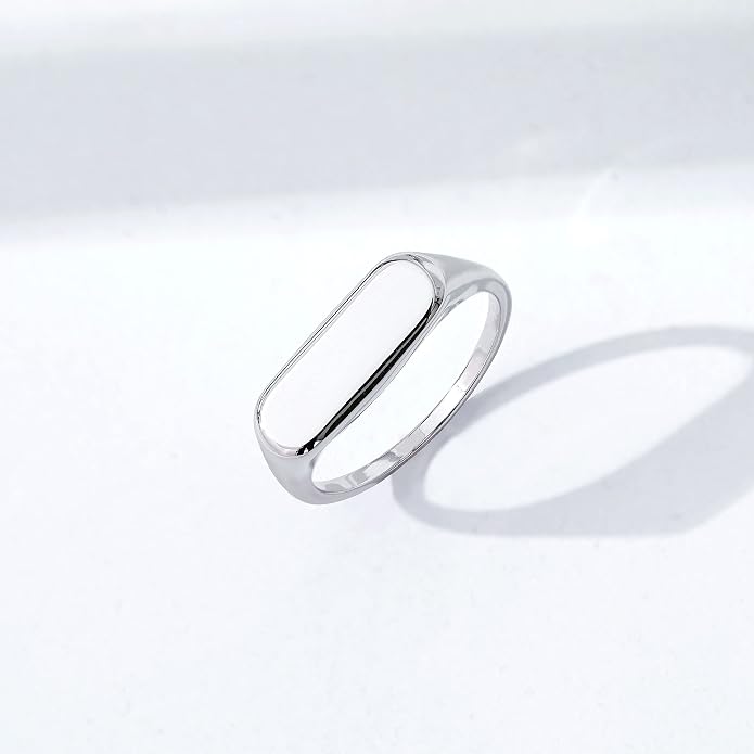 Amazon Essentials 14K Plated Sterling Silver Round Signet Ring