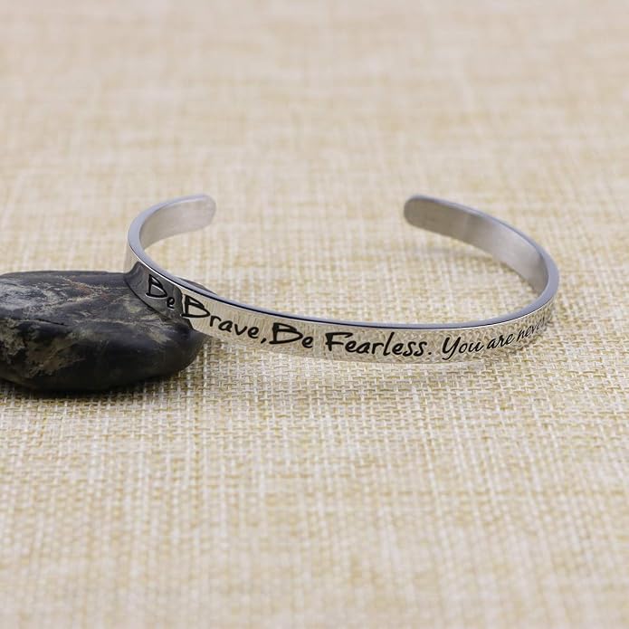 Memgift 𝐂𝐡𝐫𝐢𝐬𝐭𝐢𝐚𝐧 𝐁𝐫𝐚𝐜𝐞𝐥𝐞𝐭𝐬 for 𝐖𝐨𝐦𝐞𝐧 Inspirational Gifts Bible Verse Religious Faith Jewelry Cuff Bracelet Mothers Day Christmas Birthday Jewelry for Her Mother Daughter