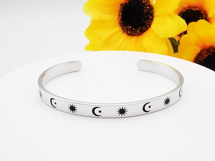 Dczosily Inspirational Bracelets for Women Stainless Steel Cuff Bracelet Engraved Jewelry Motivational Bangles Personalized Gifts for Best Friend/Mom