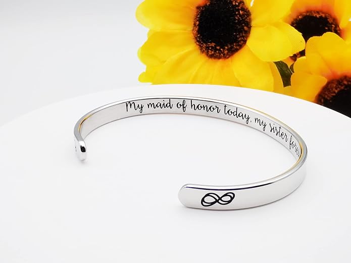 Dczosily Inspirational Bracelets for Women Stainless Steel Cuff Bracelet Engraved Jewelry Motivational Bangles Personalized Gifts for Best Friend/Mom