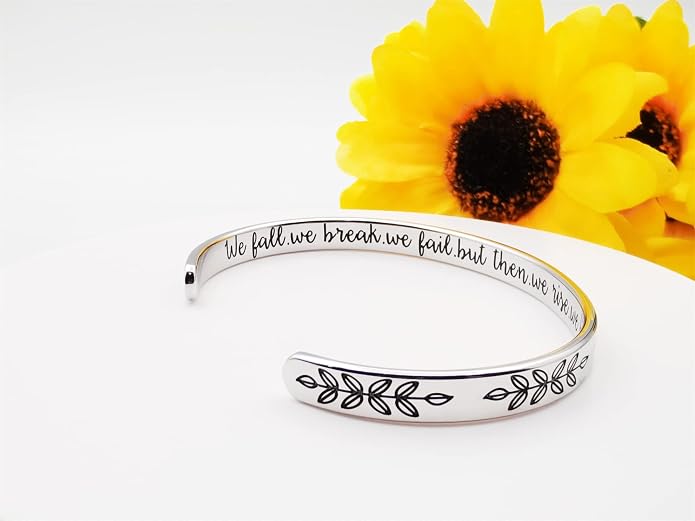 Dczosily Inspirational Bracelets for Women Stainless Steel Cuff Bracelet Engraved Jewelry Motivational Bangles Personalized Gifts for Best Friend/Mom