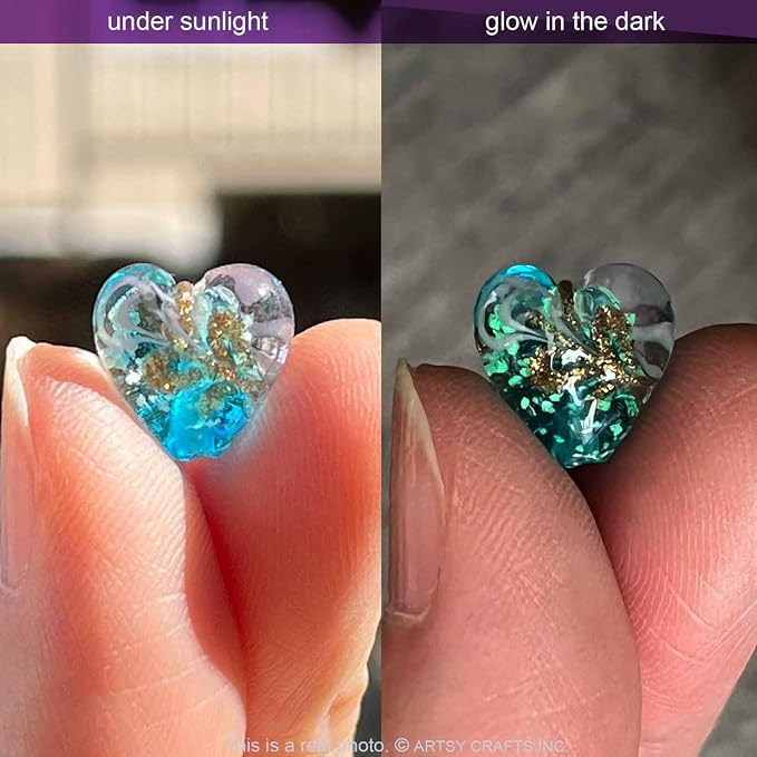Artsy Crafts 12 Pcs Heart Shaped Glow in The Dark Firefly Beads 12mm European Lampwork Luminous Glass Beads for Jewelry Making Charm Bracelet Necklace Earrings Crafts (Heart - Blue)