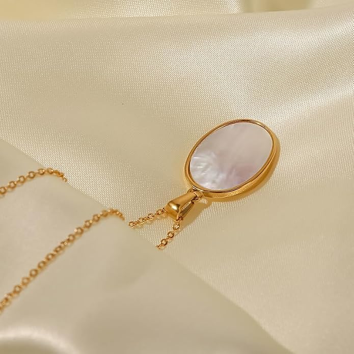 Unisex Celestial Gold Pendant Necklaces, Sun/Moon/Star/Angle Celestial Elements Unisex Choker Gold Lover Chains for Men and Women Jewelry