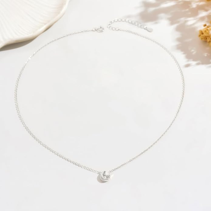 925 Sterling Silver Crescent Necklace for Women, Dainty Moon Star Choker Chain Necklace to Daughter Mother, 14k Gold Plated Moon and Star Charm Pendant Necklaces Jewelry Gift for Birthday Mother's Day