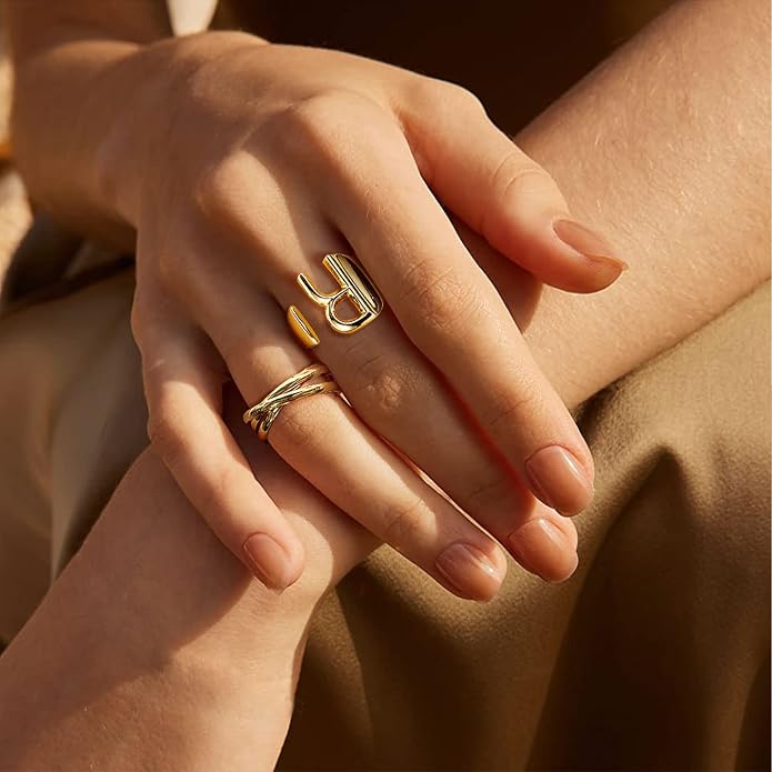 FindChic Customizable Initial Ring Statement 18K Gold Plated Fashion Cuff Rings for Women Alphabet Letter A to Z Resizable Knuckle Ring (with Gift Box)