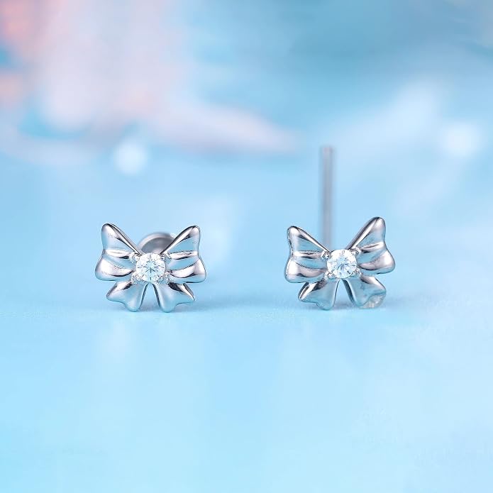 Limerencia 2Pcs 18g Titanium Internally Threaded Tragus Piercing Jewelry Nose Studs Flat Back Earrings Labret, Lip, Helix, Cartilage, Conch, Medusa Piercing for Women Men Sensitive Ears