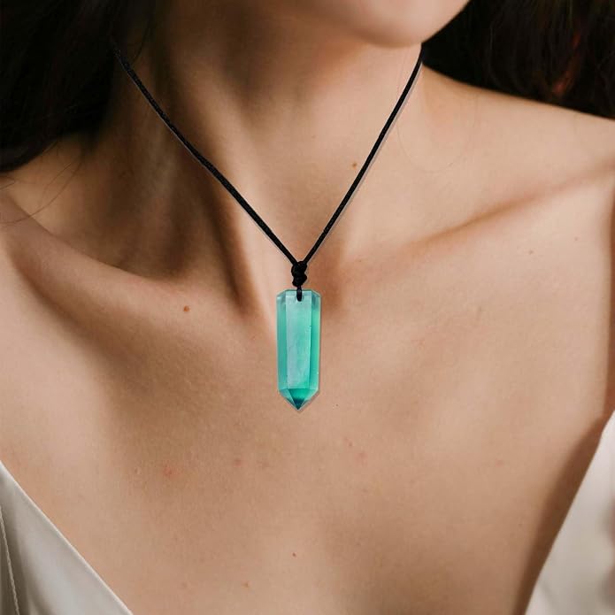 Runyangshi Healing Crystal Pendants, Single Pointed Natural Crystal Quartz Necklace 6 Faceted Chakra Crystal Wand Stone Reiki Energy