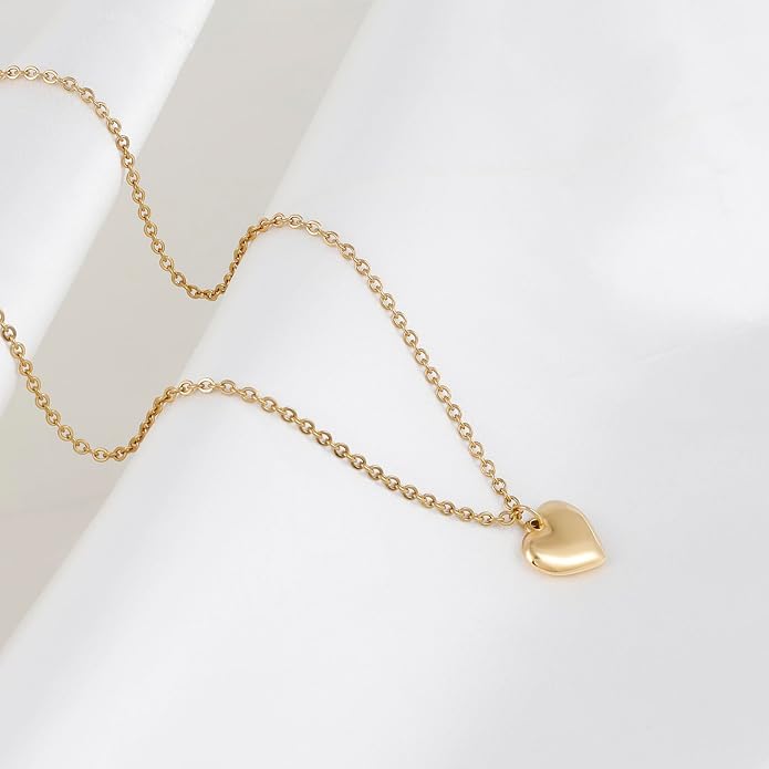 Milakoo Stainless Steel Pendant Necklace for Women Heart Charms Link Chains 23" Length Lobster Clasp
