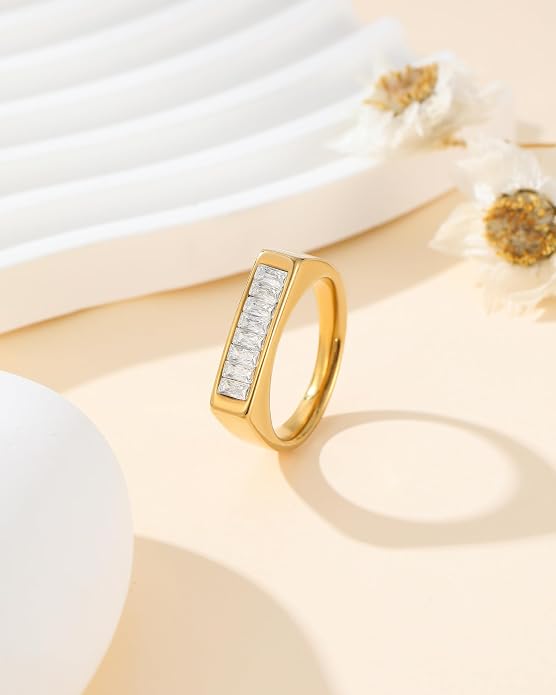 YeGieonr Gold Rings for Women Non Tarnish - 18K Gold Plated Stainless Steel Chunky Oval Statement Ring, Dainty Thick Waterproof Stackable Ring