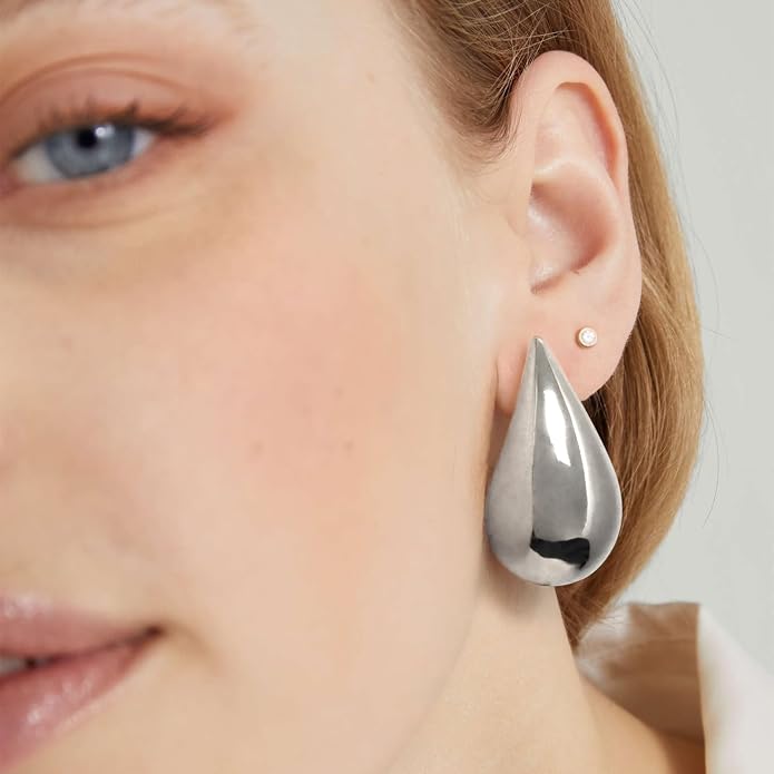 Gold Drop Clip On Earrings Dupes Teardrop Chunky Non Pierced Earring 14K Real Gold Plated Hypoallergenic Lightweight Earrings for Women（Gold and Silver）
