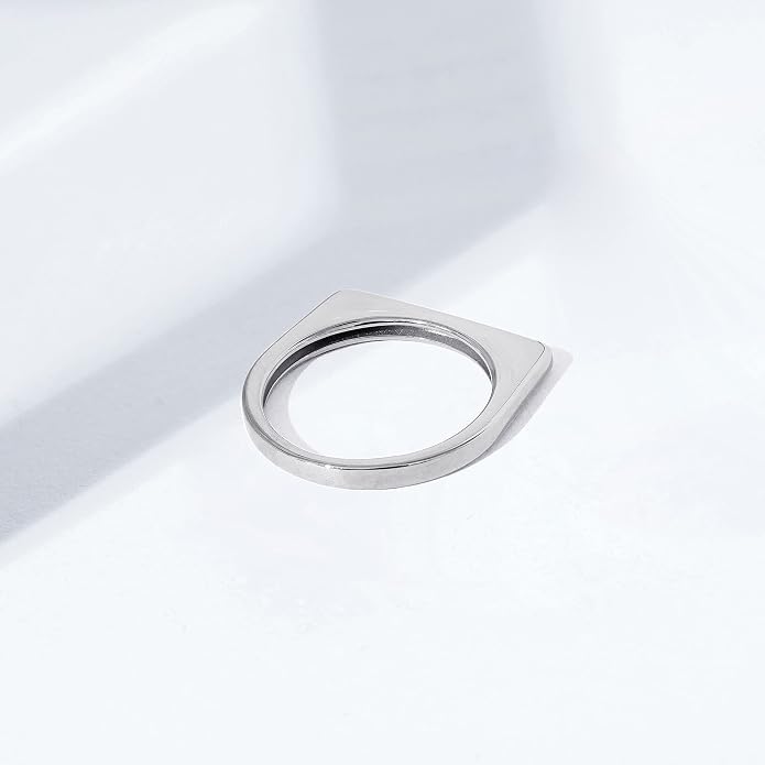 Amazon Essentials 14K Gold Plated Sterling Silver Bar Ring