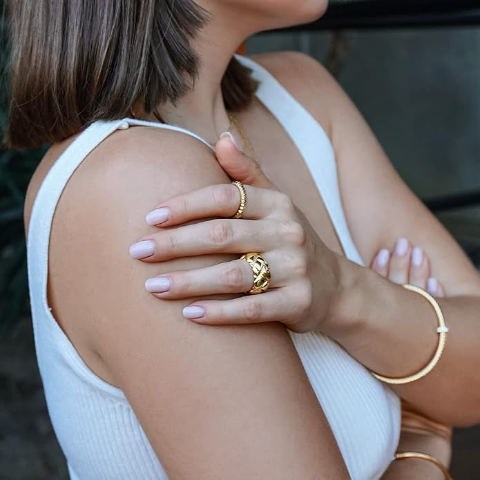 CIUNOFOR Crush Wide Band Ring for Women, Chunky Gold Stackable Ring, Textured Statement Band, Sizes 6–9