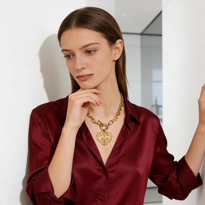 Chunky Gold Heart Necklace for Women, 18K Gold Plated Puffy Heart Pendant with Thick Paperclip Chain, Large Statement Choker Necklace, Vintage Style Stainless Steel Jewelry Gift for Christmas, Birthday, Valentine‘s Day