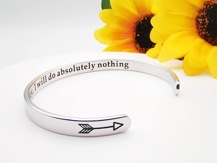 Dczosily Inspirational Bracelets for Women Stainless Steel Cuff Bracelet Engraved Jewelry Motivational Bangles Personalized Gifts for Best Friend/Mom